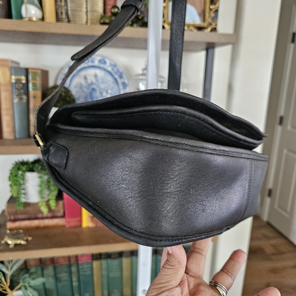 Rare! 80s Coach United States Stamp Ranch Stewardess Saddle Bag Black 0588-130 - Picture 6 of 16